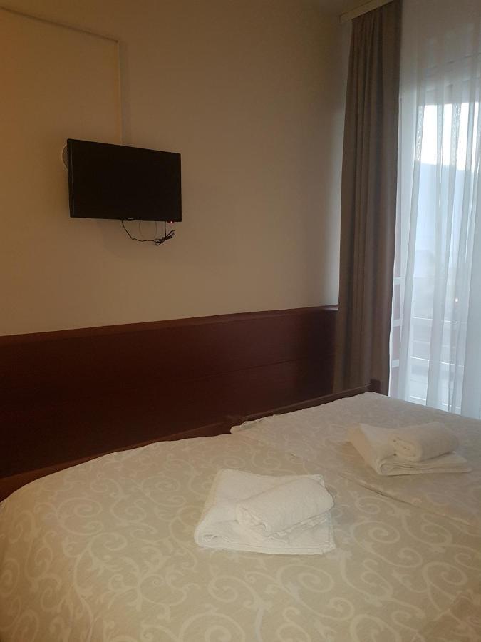 Hotel Sax Balkan Dimitrovgrad Exterior photo