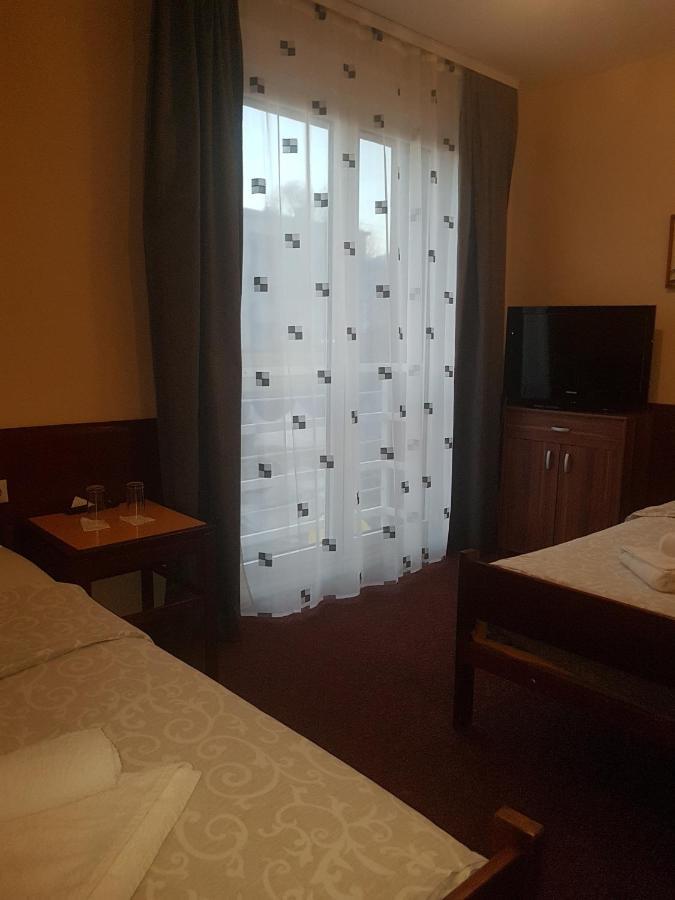 Hotel Sax Balkan Dimitrovgrad Exterior photo